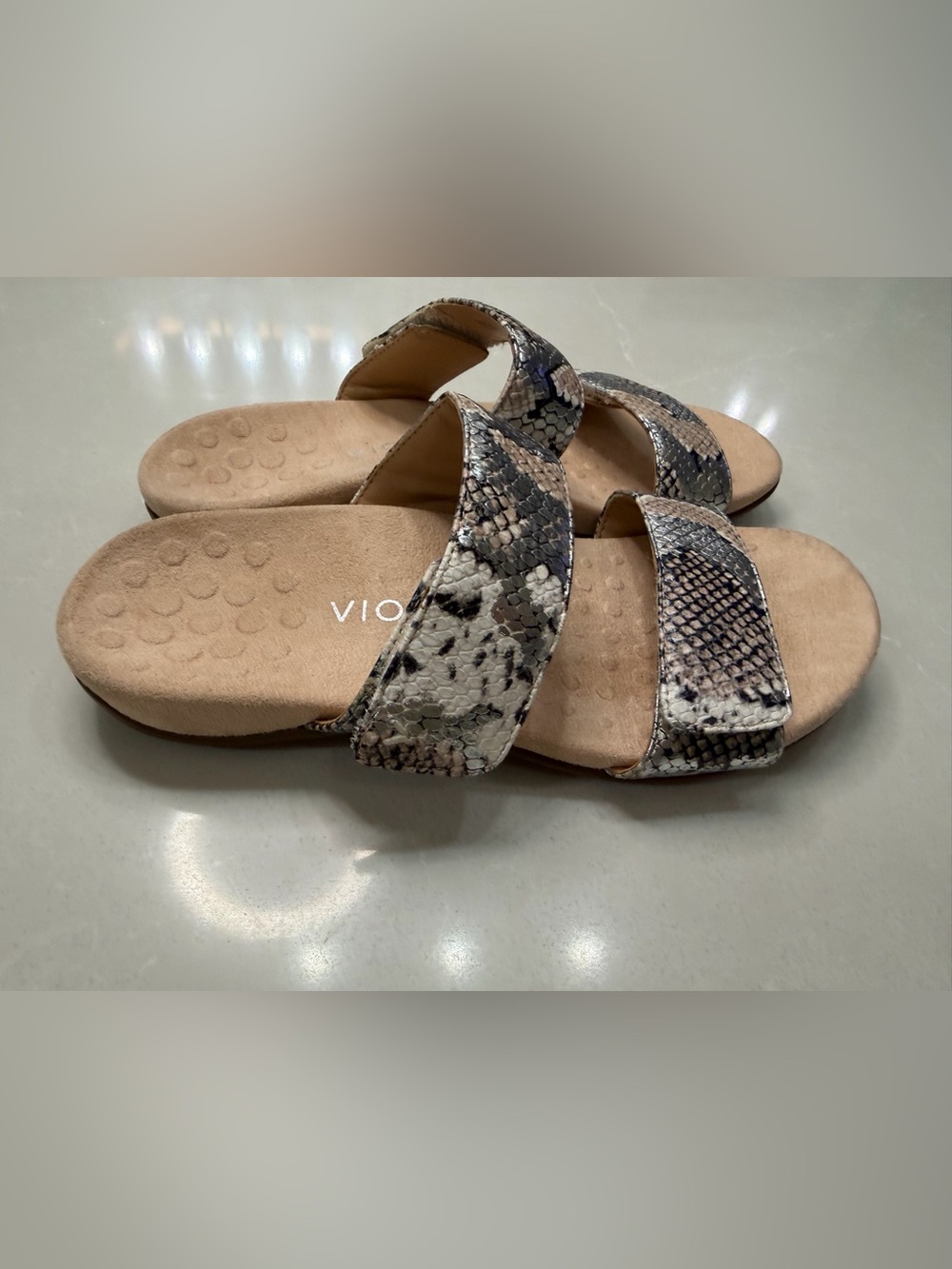 Vionic Rest Randi II Boa Women's Snake-Print Leather Slide Sandals, 8